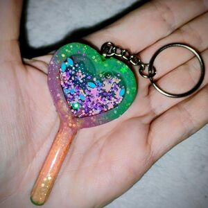 Colorful Resin Art Shaker Glitter Heart Keychain